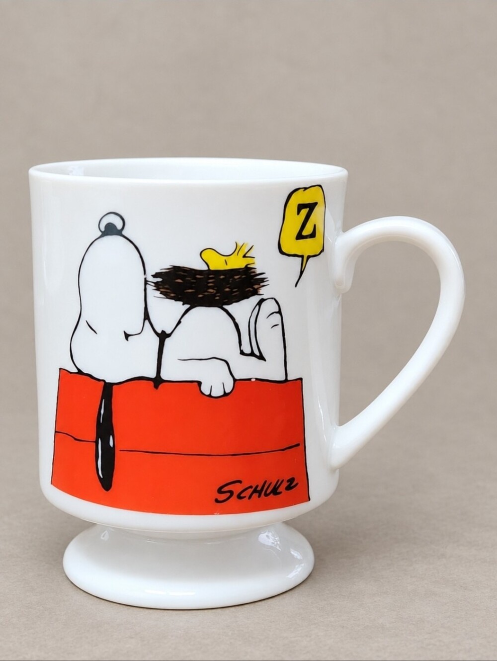 Vintage 1970s Snoopy Woodstock Peanuts Pedestal Mug Determined Productions